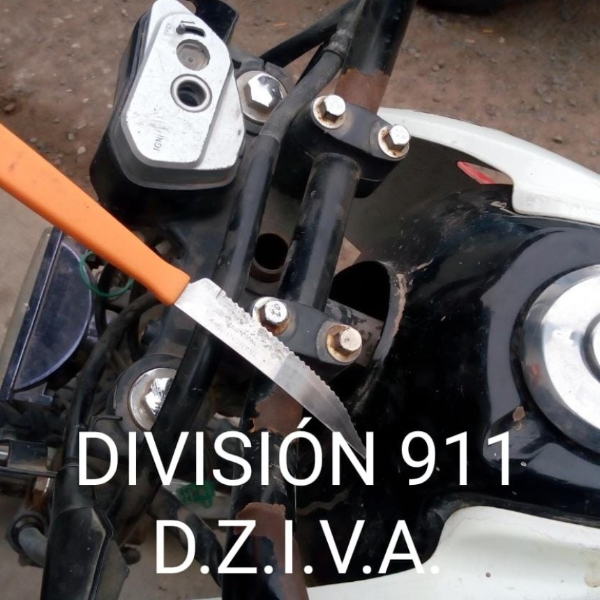 Villa &Aacute;ngela: LA DIVISI&Oacute;N 911 DETIENE A UNA PERSONA Y SECUESTRA UNA MOTO Y UN CUCHILLO EN SU PODER