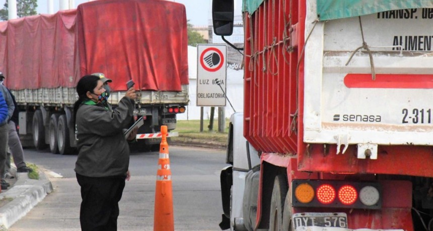 Corrientes modific&oacute; el operativo de ingreso para aliviar la carga en el puente interprovincial