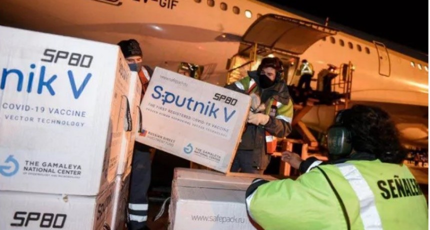 Llegaron a Ezeiza m&aacute;s de un mill&oacute;n de vacunas Sputnik V