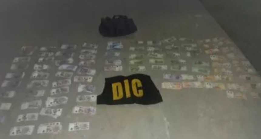 Fontana: Recuperaron m&aacute;s de 300 mil pesos robados de una camioneta