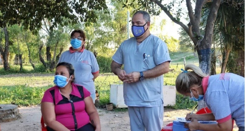 Barranqueras celebr&oacute; ser la primera localidad en concretar la vacunaci&oacute;n contra el Covid-19 a domicilio