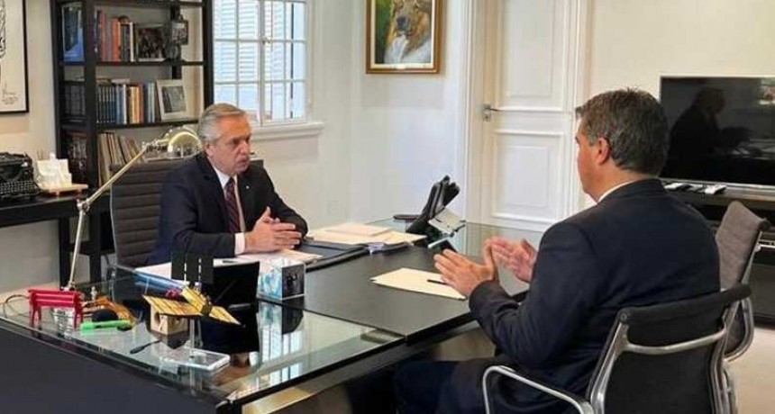 Fern&aacute;ndez con Capitanich: "Para que toda la Argentina siga creciendo, el camino es la unidad"