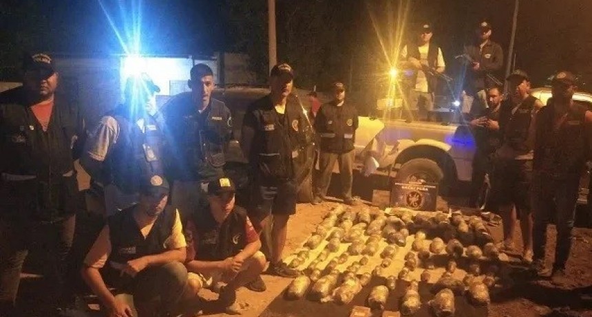 S&aacute;enz Pe&ntilde;a: Detienen a narcos con 86 panes de marihuana