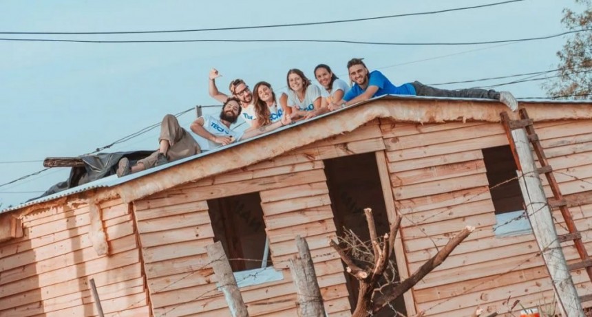 Ipduv y Techo construyeron 20 viviendas de emergencia