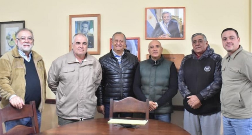 Villa &Aacute;ngela: EL MUNICIPIO ACOMPA&Ntilde;A LA REALIZACI&Oacute;N DEL FESTIVAL "VILLA &Aacute;NGELA VUELA 2022" ORGANIZADA POR EL AEROCLUB 