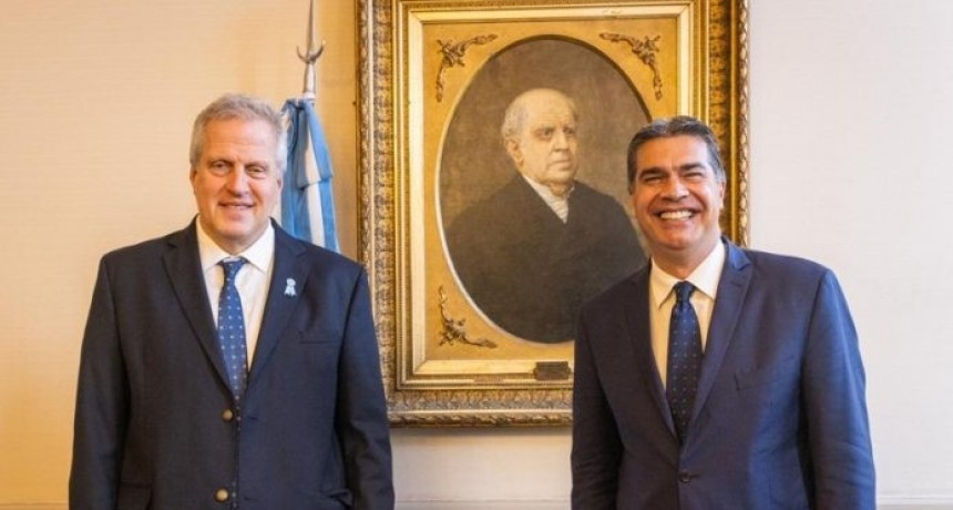 PERCZYK Y CAPITANICH LANZAN ESTE LUNES LA JORNADA ESCOLAR AMPLIADA E INAUGURAN LA REFACCI&Oacute;N DEL HIST&Oacute;RICO EDIFICIO DE LA EEP N&deg; 2 DE RESISTENCIA