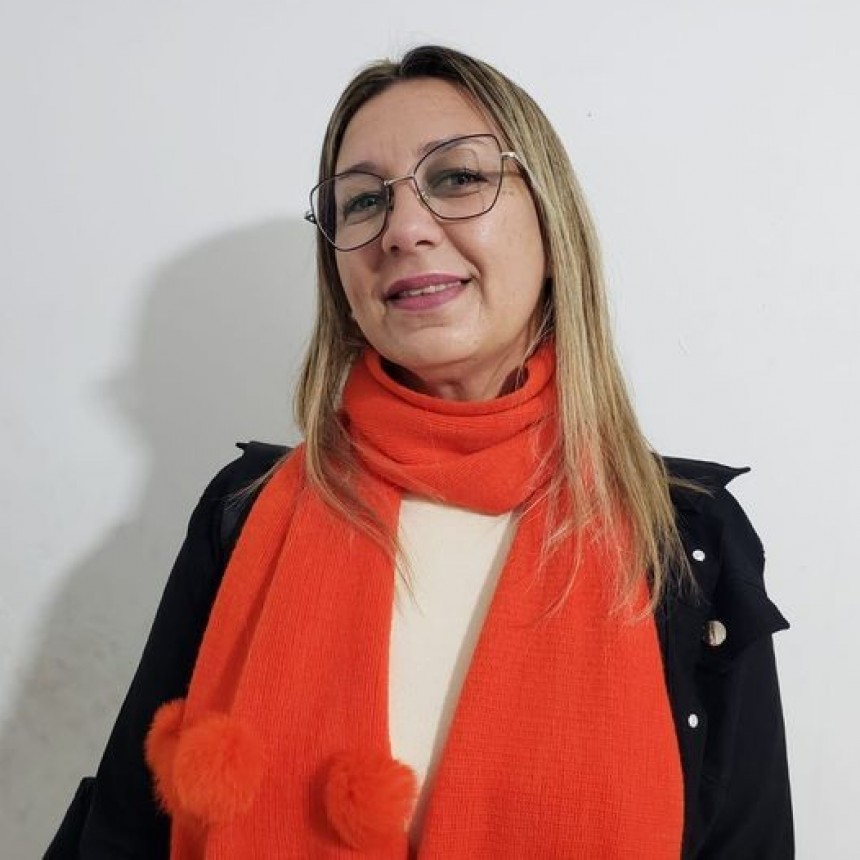 Villa &Aacute;ngela: B&Uuml;HLER VALOR&Oacute; EL ACOMPA&Ntilde;AMIENTO DE LA COMUNIDAD EN EL FESTEJO POR LA INDEPENDENCIA 