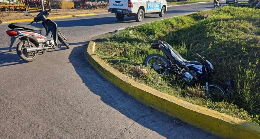 Villa &Aacute;ngela: DOS PERSONAS RESULTARON LESIONADOS AL CHOCAR CON SUS MOTOCICLETAS