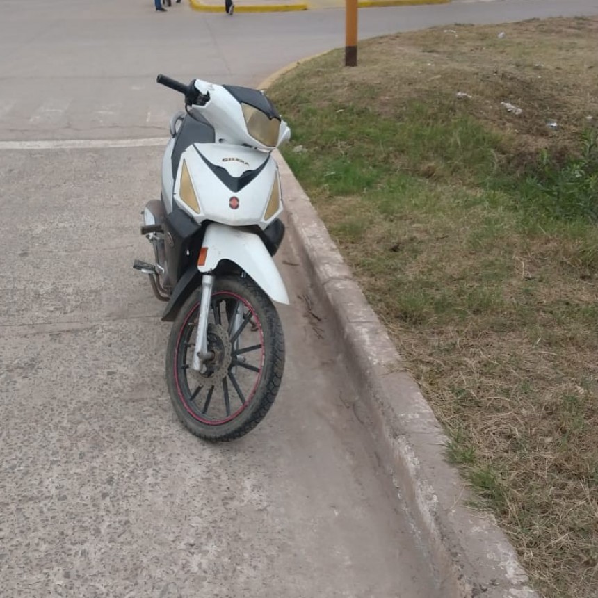 Villa &Aacute;ngela: UNA MUJER DE 49 A&Ntilde;OS RESULT&Oacute; LESIONADA AL SER COLISIONADA POR OTRA MOTOCICLETA