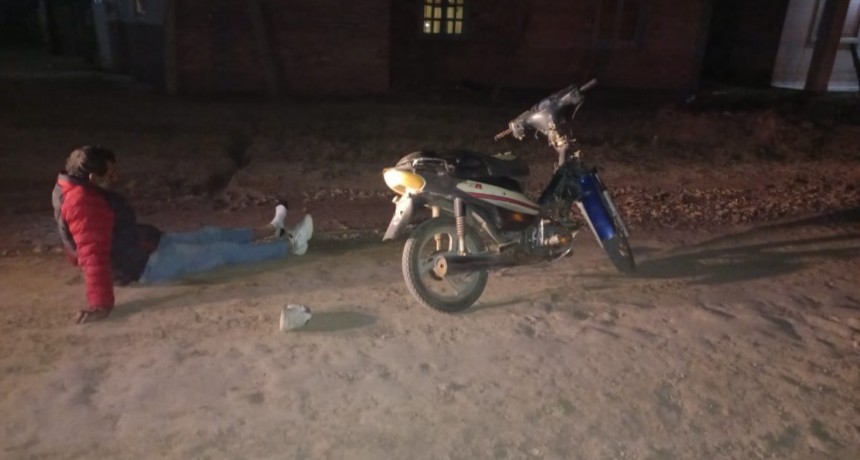 Villa &Aacute;ngela: UN MOTOCICLISTA RESULT&Oacute; LESIONADO AL PERDER EL CONTROL DE SU RODADO