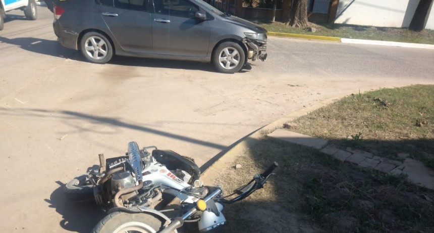 Villa &Aacute;ngela: UNA JOVEN DE 24 A&Ntilde;OS RESULT&Oacute; LESIONADA TRAS COLISIONAR CON UN AUTOM&Oacute;VIL 