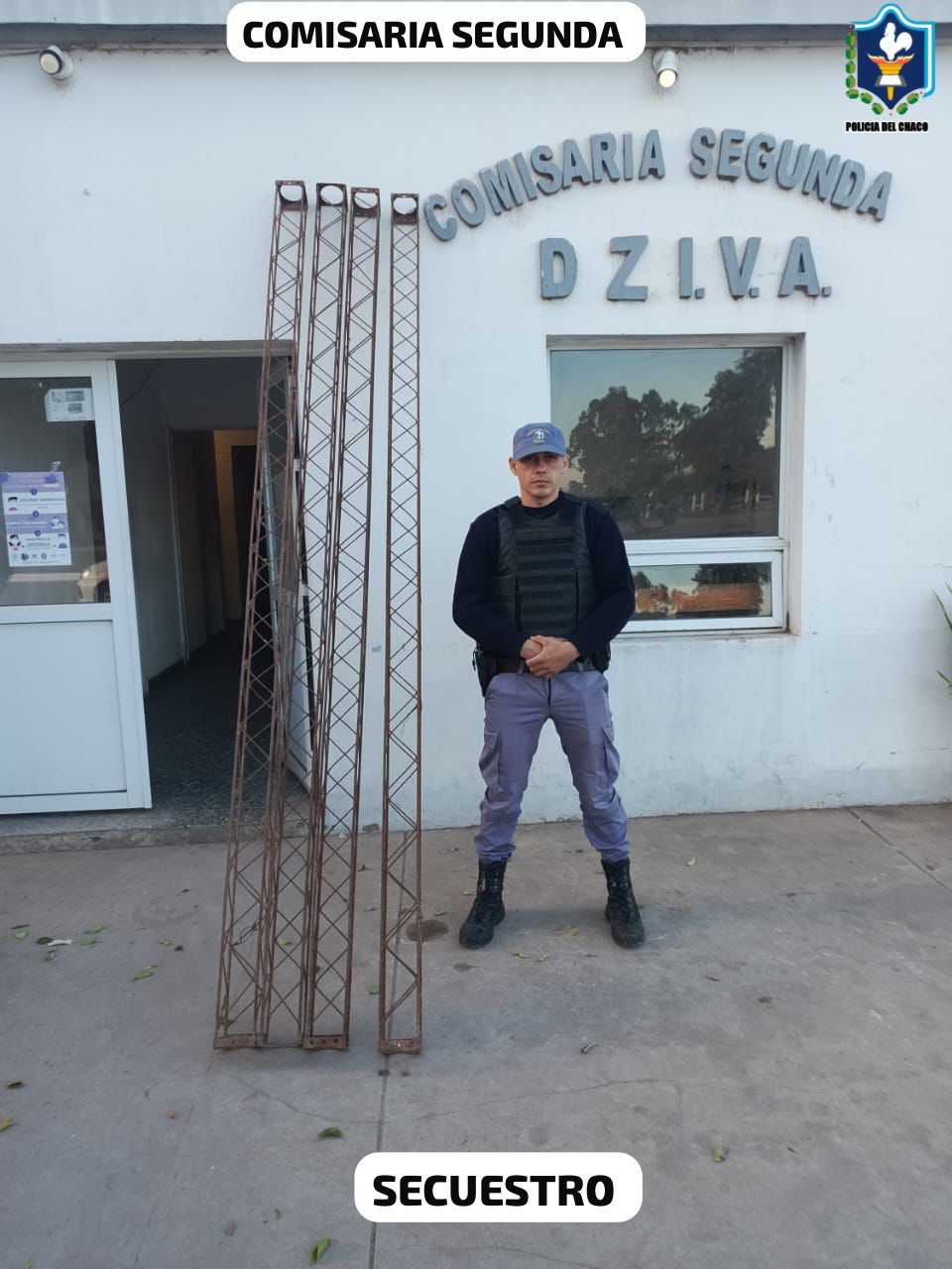 VILLA ÁNGELA: ROBARON COLUMNAS DE HIERRO Y LAS DEJARON ABANDONADAS EN UN DOMICILIO