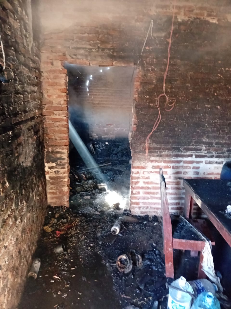 SE INCENDIÓ UNA VIVIENDA DEL BARRIO 