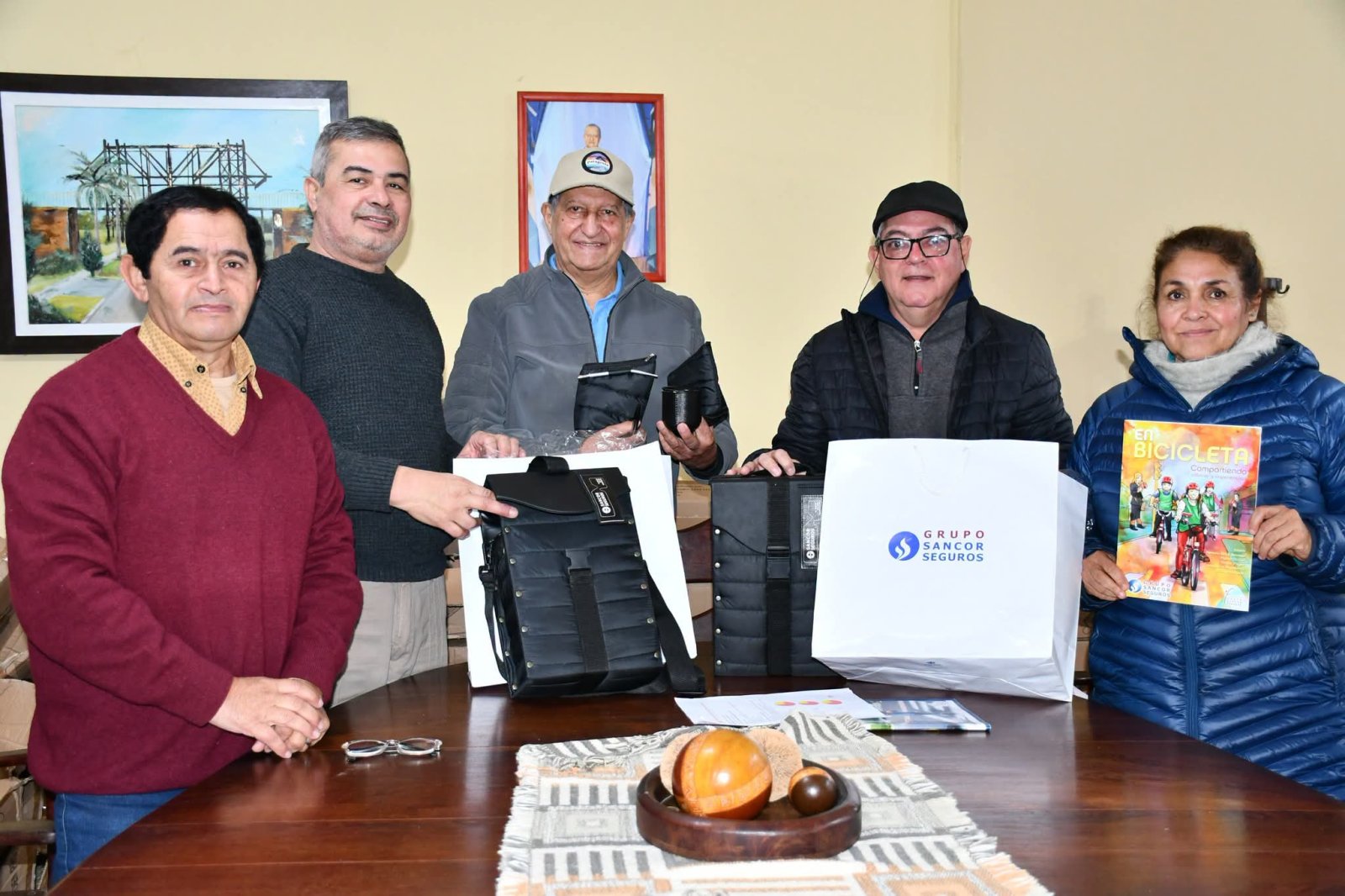 REUNI&Oacute;N DE TRABAJO CON REPRESENTANTES DE "PADRES EN RUTA VILLA &Aacute;NGELA"