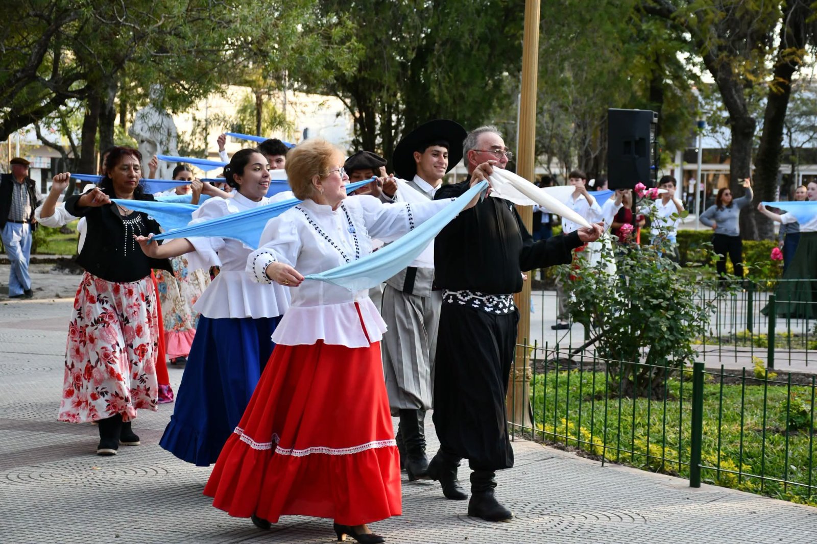 TRADICIONAL BAILE DEL PERIC&Oacute;N EN VILLA &Aacute;NGELA