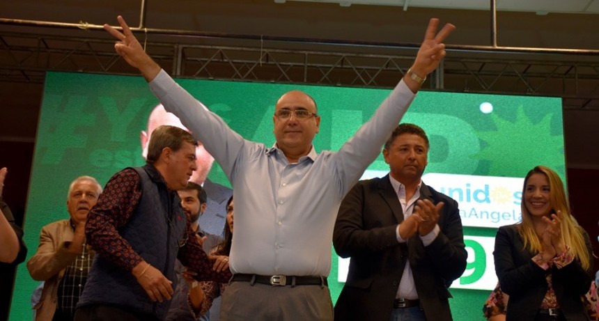 UNIDOS POR VILLA &Aacute;NGELA PRESENT&Oacute; EN SOCIEDAD A SUS CANDIDATOS A CONCEJALES