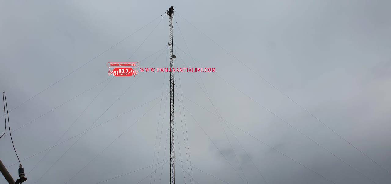 Villa Angela: UN HOMBRE INTENTO TIRARSE DE UNA ANTENA