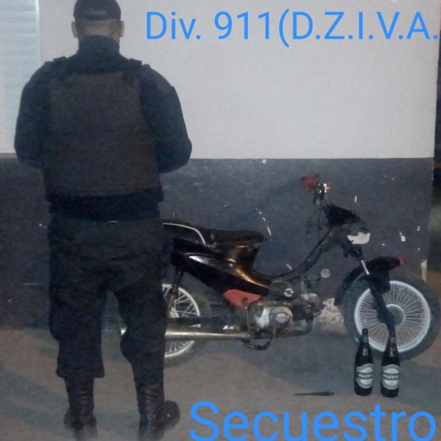 Villa &Aacute;ngela: DOS DELINCUENTES LOGRAN HUIR DEJANDO UNA MOTO, UN CUCHILLO Y DOS BOTELLAS DE CERVEZAS, TRAS ROBAR UN CELULAR