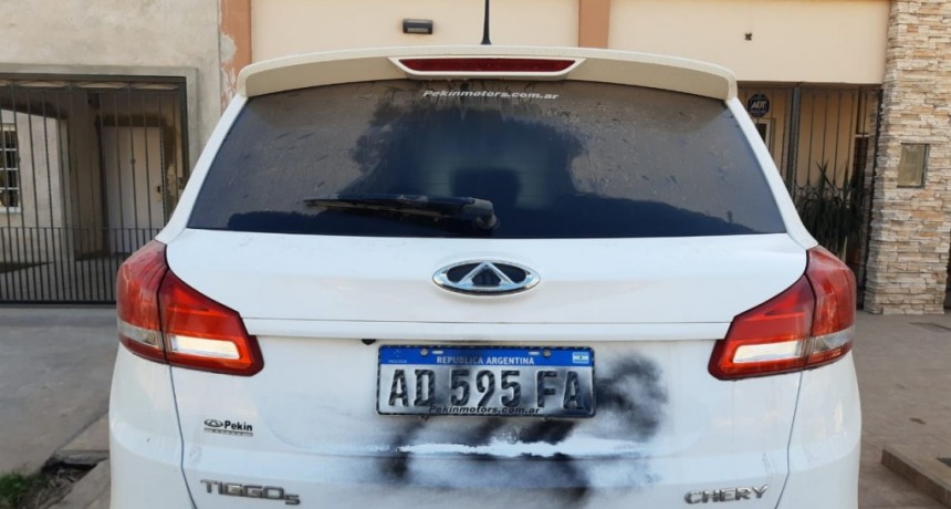 Villa &Aacute;ngela: EL AUTO DEL DIRECTOR DEL HOSPITAL FUE VANDALIZADO Y DENUNCI&Oacute; SER INTIMIDADO POR MAFIOSOS