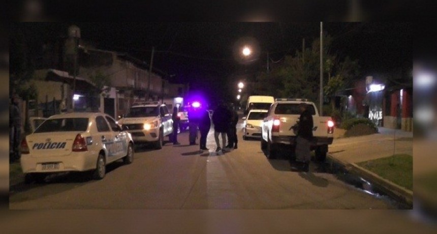 Desarticulan fiestas clandestinas en S&aacute;enz Pe&ntilde;a: en una hab&iacute;a 300 personas