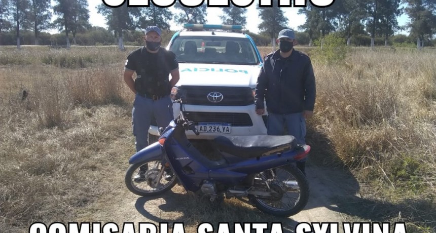 RECUPERAN EN SANTA SYLVINA UNA MOTO SUSTRA&Iacute;DA EN GATO COLORADO