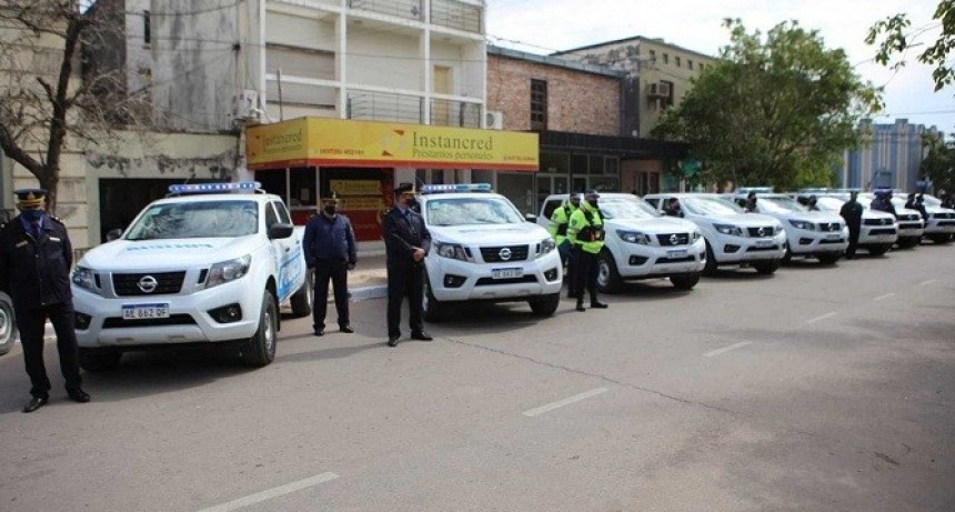 VILLA &Aacute;NGELA: Diez camionetas y cinco motocicletas 0 Km para reforzar la prevenci&oacute;n y el servicio de seguridad