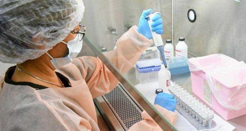 Cient&iacute;ficos aconsejan que el aislamiento por coronavirus de diez d&iacute;as se reduzca a la mitad