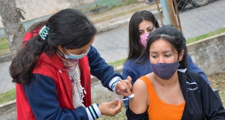 AVANCES EN EL PLAN DE VACUNACI&Oacute;N NACIONAL - El 80 por ciento de los mayores de 18 a&ntilde;os ya tiene al menos una dosis de la vacuna