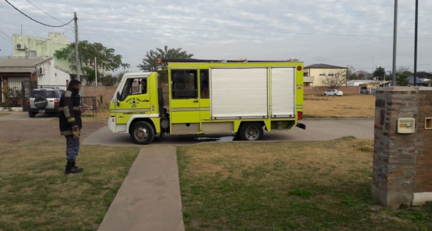 Villa &Aacute;ngela: UNA FALLA EL&Eacute;CTRICA ALERT&Oacute; A UNA FAMILIA POR PRINCIPIO DE INCENDIO Y EL PERSONAL DE BOMBEROS INTERVINO