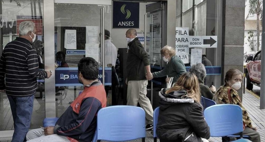 Desde septiembre aumentan jubilaciones, pensiones y asignaciones