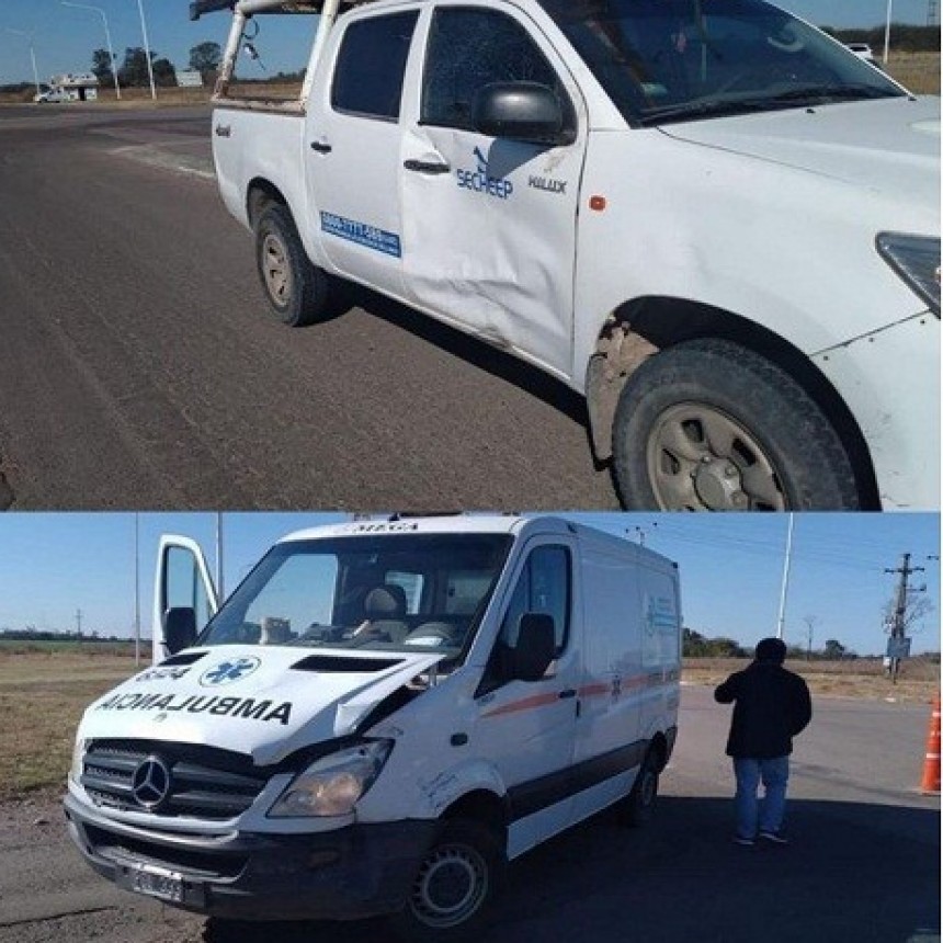 San Bernardo: Choque entre una Ambulancia y M&oacute;vil de Secheep en el Cruce de las Rutas N&ordm;95 y N&ordm;6