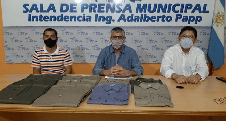Villa &Aacute;ngela: El Municipio entreg&oacute; Indumentaria de Trabajo a Empleados Municipales 