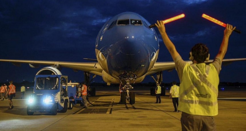 Arribaron 400 mil vacunas donadas por Espa&ntilde;a a la Argentina