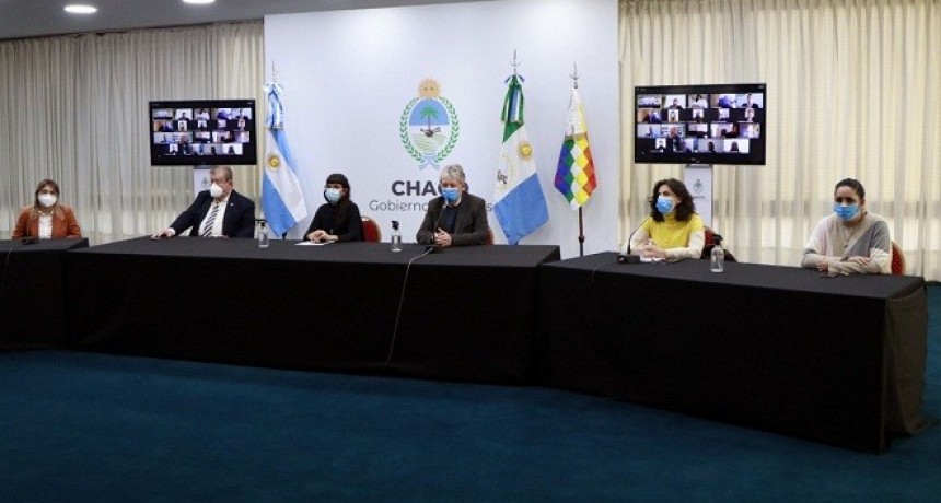 El gobierno present&oacute; cuatro nuevas leyes para "garantizar la plena participaci&oacute;n popular en la justicia"