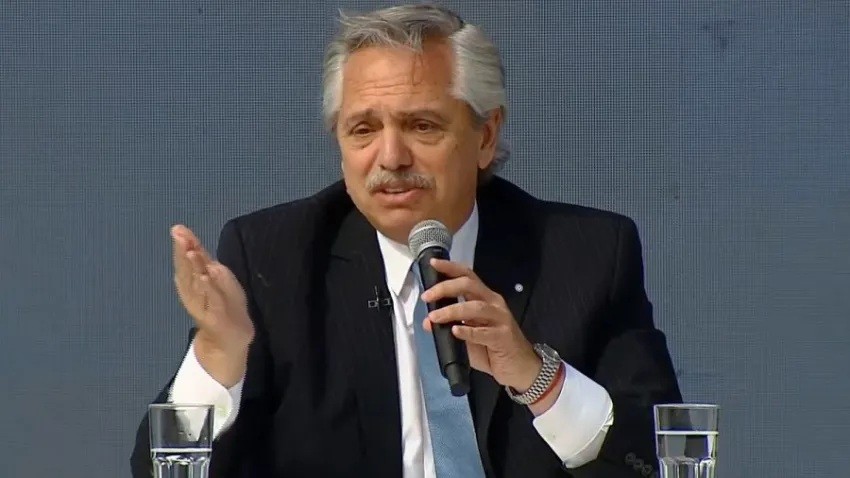 Alberto Fernández citó a empresarios y sindicalistas para 