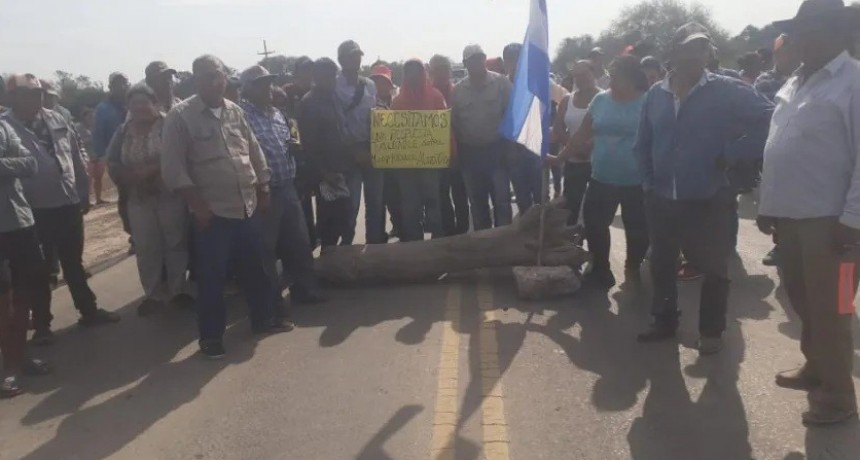 Movimientos sociales amenazan con sitiar Villa R&iacute;o Bermejito si no reciben m&oacute;dulos alimentarios
