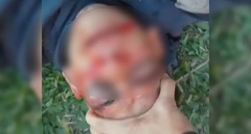 Resistencia: Vecinos del San Fernando lincharon a un delincuente que quiso robarle la moto a un joven con una menor