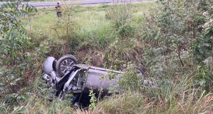 Un joven falleci&oacute;, tras despistar con su veh&iacute;culo