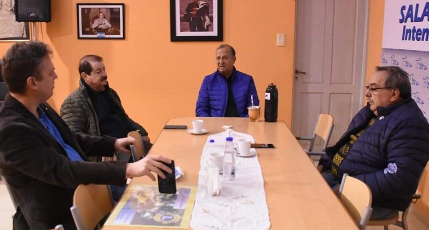 Villa &Aacute;ngela: PAPP RECIBI&Oacute; AL CLUB DE LEONES Y AUTORIZ&Oacute; LA CONSTRUCCI&Oacute;N DE UN ESPACIO DE RECREACI&Oacute;N