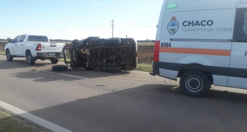 San Bernardo: UN VEH&Iacute;CULO VOLC&Oacute; EN LA RUTA 95 MIENTRAS ERA REMOLCADO