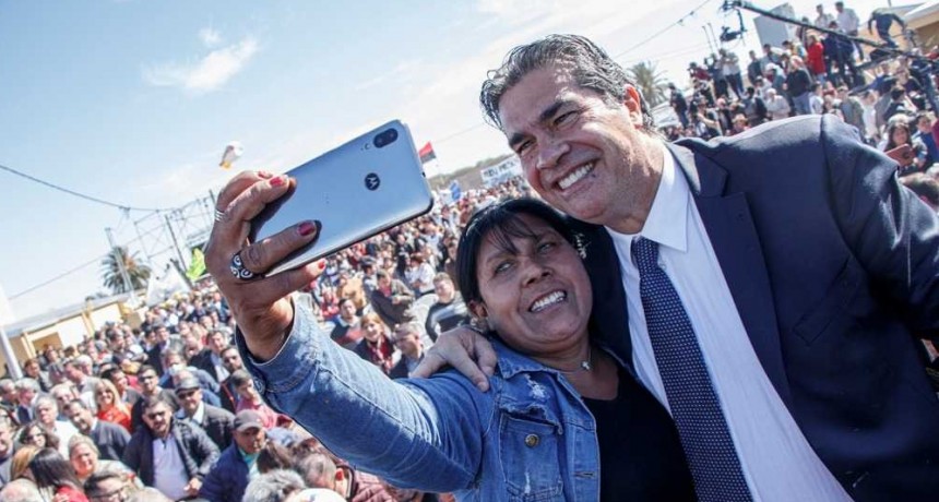 Capitanich anunci&oacute; la ejecuci&oacute;n de m&uacute;ltiples obras en Villa &Aacute;ngela