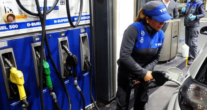 YPF aument&oacute; la nafta y el gasoil un 7,5% en promedio