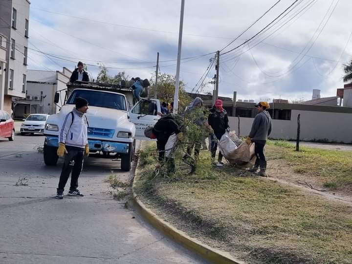INTENDENTE ADALBERTO PAPP IMPULSA LA RECUPERACI&Oacute;N DE ESPACIOS VERDES EN VILLA &Aacute;NGELA