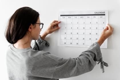 El viernes 15 de agosto ¿es feriado nacional o día no laborable?