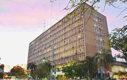 CHACO PAG&Oacute; CUOTA DE DEUDA HEREDADA MILLONARIA EN D&Oacute;LARES Y COMPROMETE LAS ARCAS PROVINCIALES
