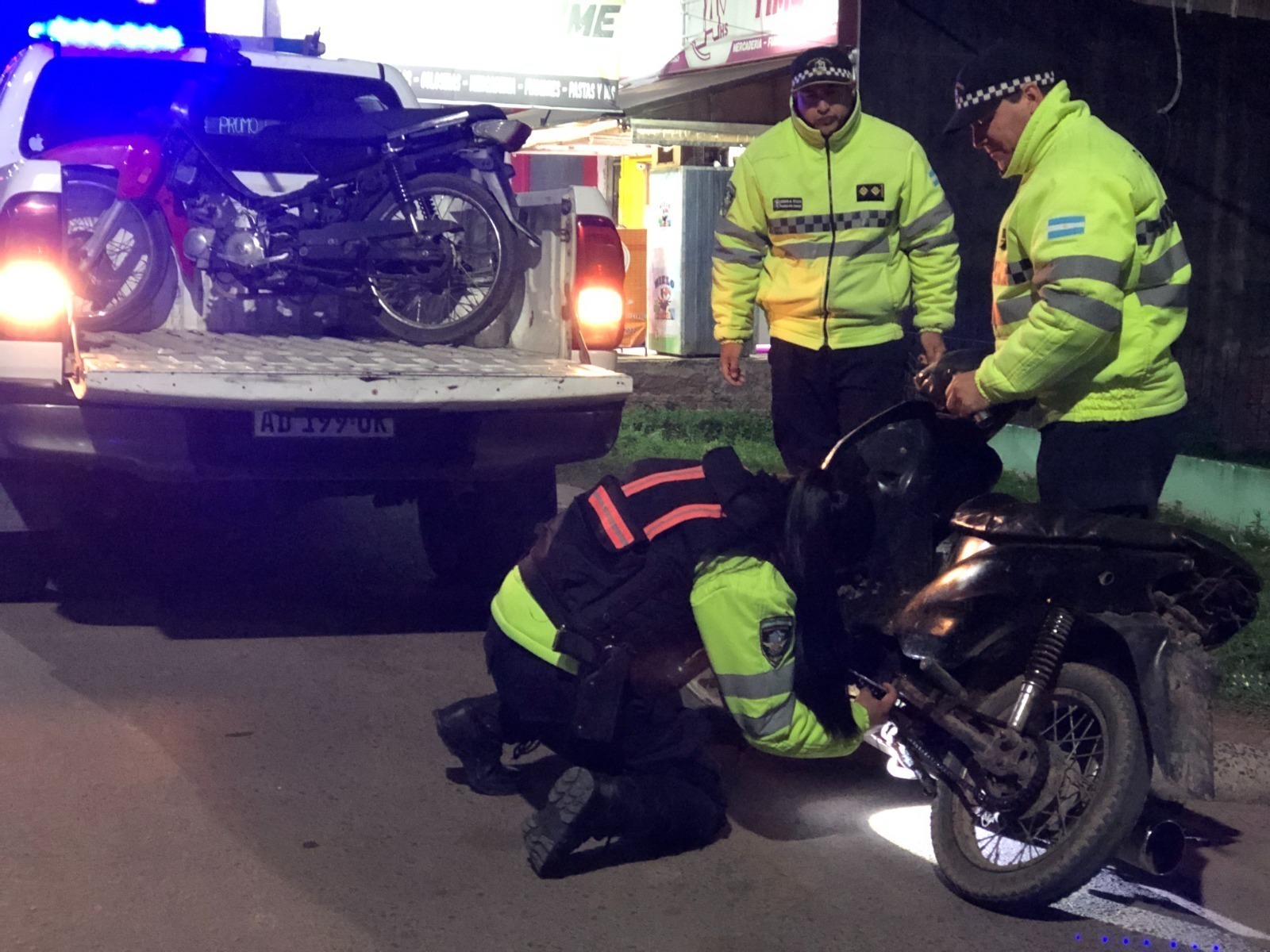 POLIC&Iacute;A CAMINERA RECUPER&Oacute; TRES MOTOS, SECUESTR&Oacute; OTRA DOS ADULTERADAS Y LABR&Oacute; 229 ACTAS VARIAS