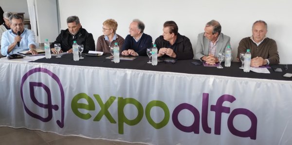 VILLA ÁNGELA SERÁ SEDE DE LA EXPO ALFALFA DEL NORTE PARA IMPULSAR EL DESARROLLO PRODUCTIVO Y ECONÓMICO SOSTENIBLE