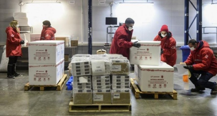 Llegaron m&aacute;s de un mill&oacute;n y medio de vacunas AstraZeneca