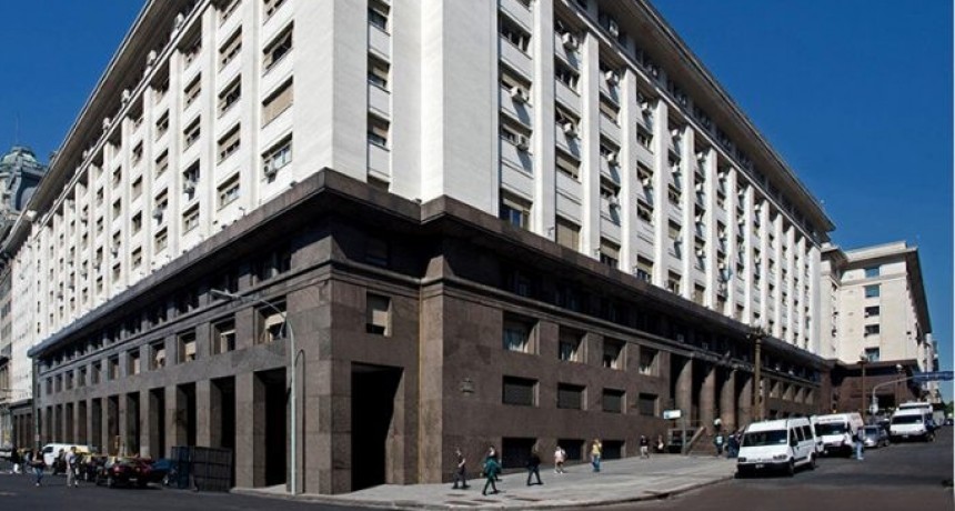 Presupuesto 2022: al no incluir pagos al FMI, la prioridad es un crecimiento econ&oacute;mico inclusivo