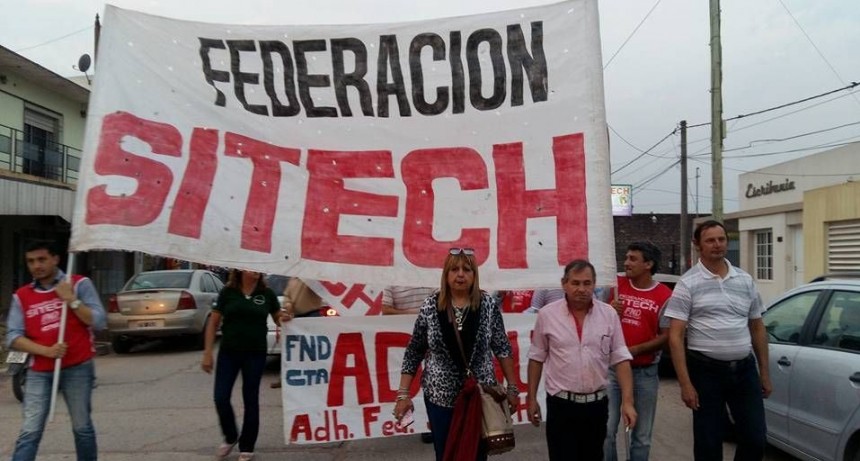 Federaci&oacute;n Sitech inicia un paro por 24 horas con un acto central en S&aacute;enz Pe&ntilde;a